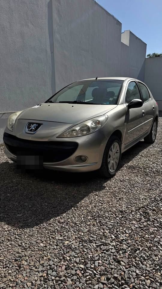Peugeot 207 XS 2011, foto principal