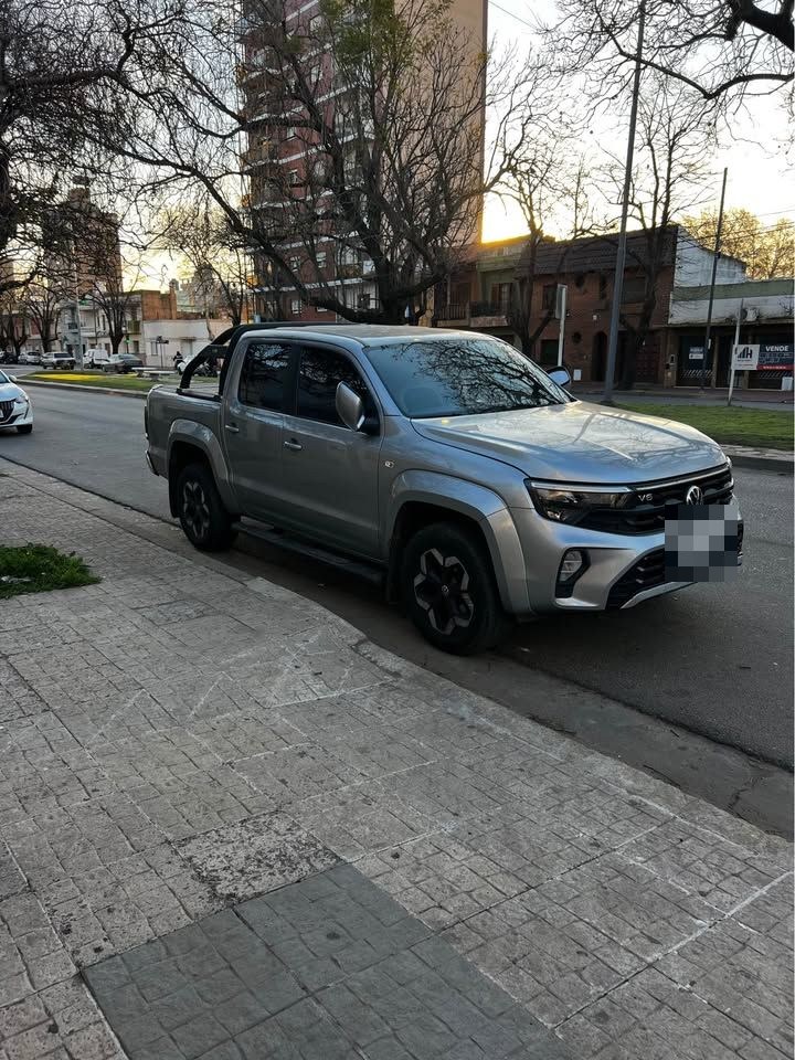 Volkswagen Amarok V6 Highline 2025, foto 4 de 8